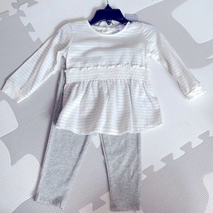 Long sleeve top and leggings set